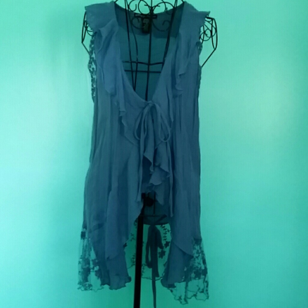 Simply Irresistable sleeveless tie front cardi